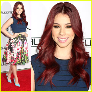 Jillian Rose Reed Spends Valentine's Day at Make Up Artists & Hairstylists Guild Awards