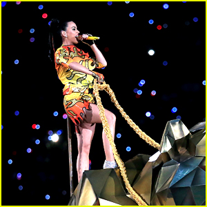 Katy Perry Slays at Super Bowl 2015! (VIDEO)