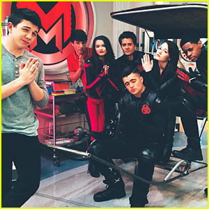 Kelli Berglund & Bradley Steven Perry Tease 'Lab Rats' & 'Mighty Med' Crossover!