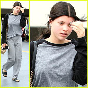 Sofia Richie Goes From Light To Dark Hair - See Her New Color!