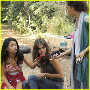 It's A No Phone Zone For 'The Fosters' Tonight - Pics & Clips!