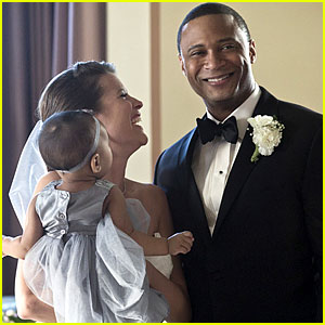 Diggle & Lyla Get Married On Tonight's 'Arrow'!