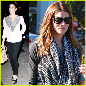 Ashley Greene Grabs Dinner At Craig's After Grocery Shopping