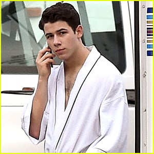 Nick Jonas Wears Bath Robe on 'Scream Queens' Set!