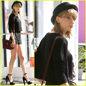 Taylor Swift: We Should Build Women Up & Cheer Them On!