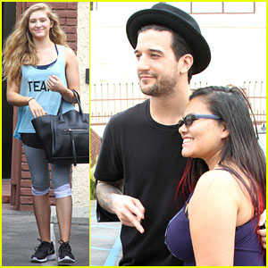 Willow Shields & Mark Ballas Juggle For 'DWTS' Countdown