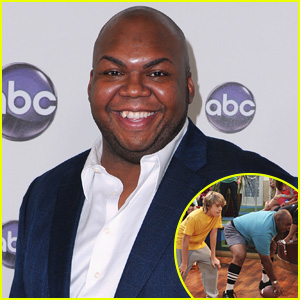 Cole Sprouse, Debby Ryan, & More Mourn The Suite Life's Windell D. Middlebrooks