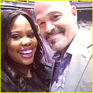 Amber Riley Pays It Forward; Brings 'Airport Angel' John Silverman To 'DWTS' Taping