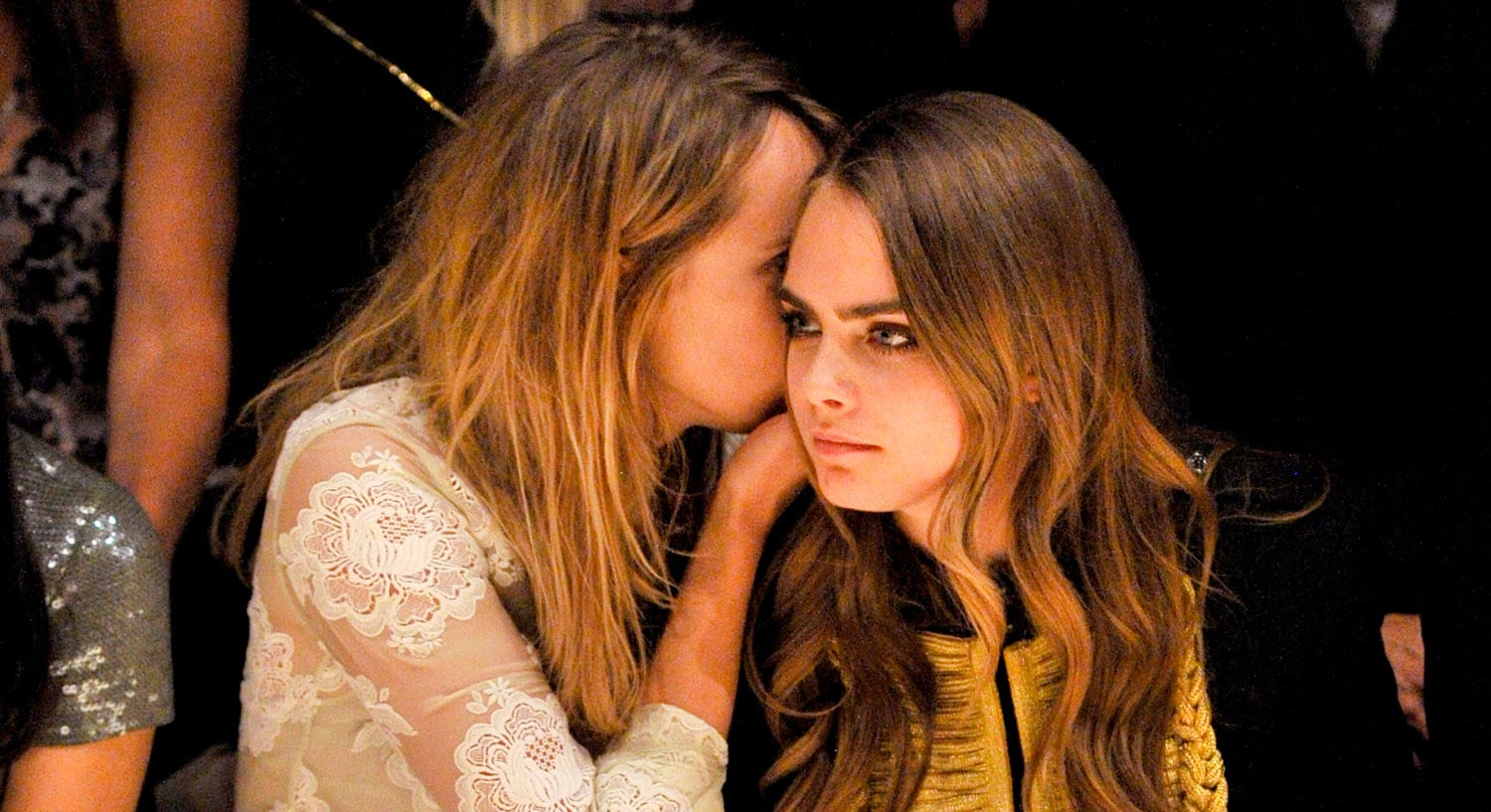 Suki Waterhouse & Dylan Penn Look Super Chic for Burberry Fashion Show!