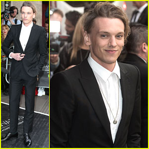Jamie Campbell Bower Joins 'Bend It Like Beckham' Co-stars For Asian Awards