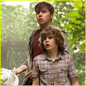 Nick Robinson & Ty Simpkins Look Scared in New 'Jurassic World' Trailer!