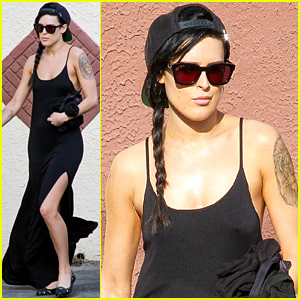 Rumer Willis Looks All Ready for Eras Night on 'DWTS'!