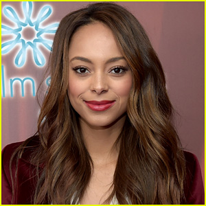 'Greek' Reunion Alert! Amber Stevens West is Coming to 'Chasing Life'!