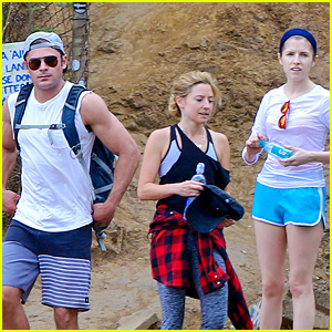 Anna Kendrick & Aubrey Plaza Went Hiking with Zac Efron in Hawaii!