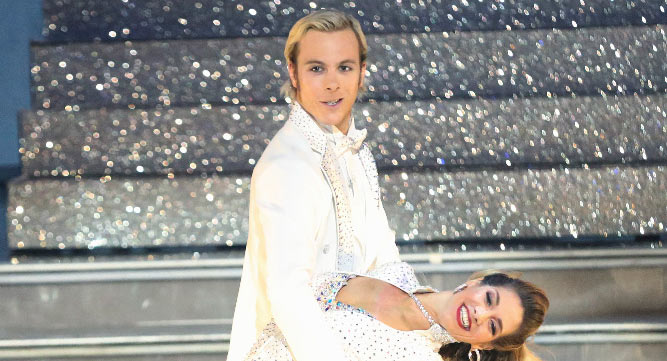 ‘Dancing With the Stars’ Dancers Reunite for Finale’s Opening Number!