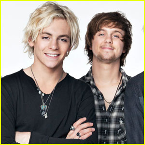 R5's Ellington Ratliff Imagines His Own Wax Figure After Ross Lynch Gets His Own