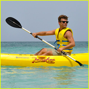 Garrett Clayton Goes Kayaking in Jamaica!