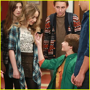 Hold Up! Do Maya & Farkle Get Married on 'Girl Meets World'?!