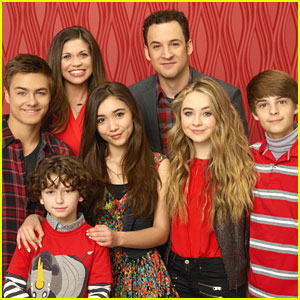 See New 'Girl Meets World' Promo Pics & Opening Credits For Season Two!