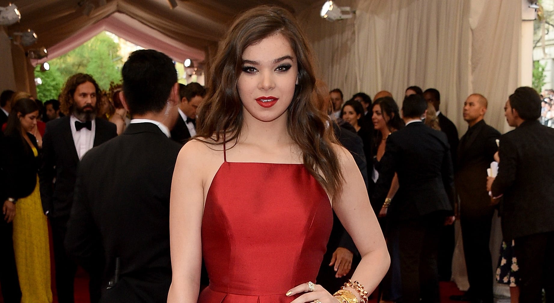 Hailee Steinfeld Looks Like Lady in Red at Met Gala 2015