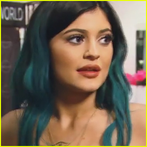 Kylie Jenner Did Plump Up Her Lips, Sister Khloe Confirms!