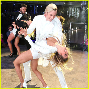 Riker Lynch & Allison Holker Repeat Freestyle On 'DWTS' Season Finale - See The Pics!