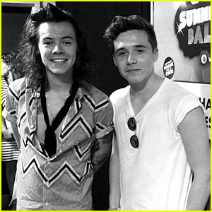 Brooklyn Beckham Drives Fans Wild by Sharing One Direction Photos!