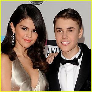 Are Selena Gomez & Justin Bieber Teasing New Music with Shower Photos?!