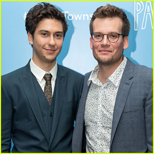 Nat Wolff Teams Up With John Green for 'Paper Towns' Fan Event in London (Exclusive Photos)