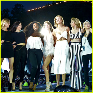 Taylor Swift Brings Six Celeb Friends On Stage for 'Style' in London! (Video)