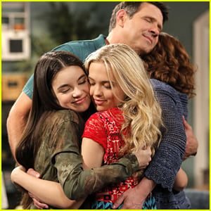Cyd's Fire-Filled Thank You To Shelby's Parents Goes Horribly Wrong on 'Best Friends Whenever'