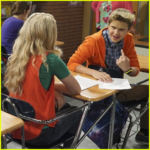 Shelby Stress Scratches Over A Test In Tonight's 'Best Friends Whenever'