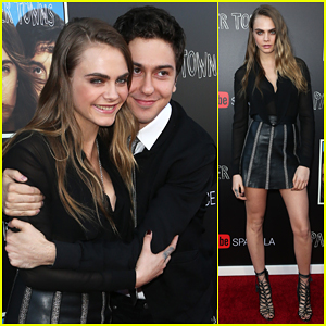 Cara Delevingne & Nat Wolff Have A Cute Carpet Moment at 'Paper Towns' YouTube Event!