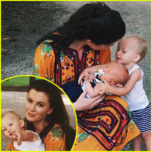 Ireland Baldwin Spends Bonding Time with Baby Sister & Brother!