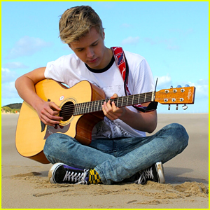 YouTuber James Bell X Covers Demi Lovato's 'Cool For The Summer' - Watch Here!