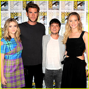 Jennifer Lawrence Takes Over Comic-Con 2015 with 'Hunger Games' Cast!