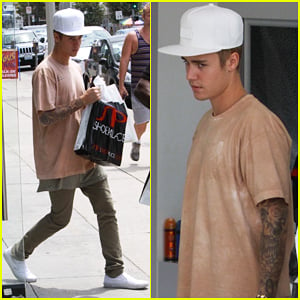 Justin Bieber Has Shoe Palace Shopping Spree!