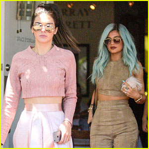 Kendall Jenner Grabs Lunch with Newly Blue-Haired Kylie Jenner