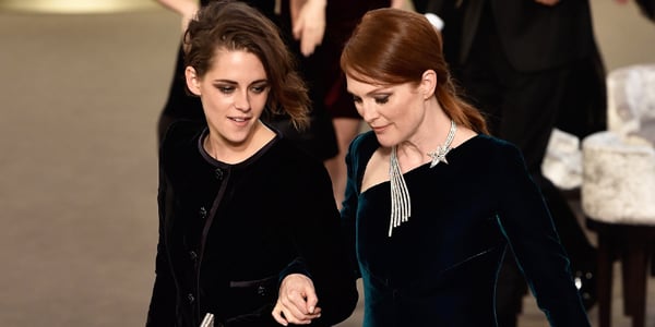 Kristen Stewart & Julianne Moore Are Fashionable Team for Karl Lagerfeld at Paris Fashion Week!