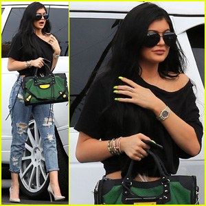 Kylie Jenner Goes Bowling With Her Sisters!