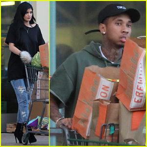 Kylie Jenner Stocks Up on Food With Tyga Ahead of Holiday Weekend