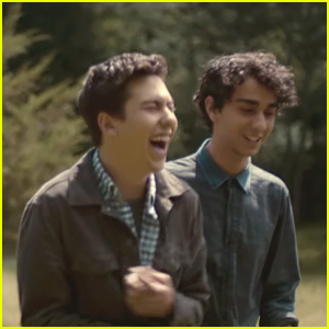 Nat & Alex Reveal 'Look Outside' Video From 'Paper Towns' Soundtrack