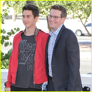 Nat Wolff & John Green Hit The 'Paper Towns' Photo Call in Rio