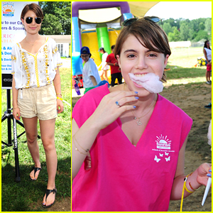 Sami Gayle Gets Dunked At Sunrise Day Camp's Carnival!