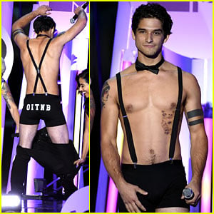 Tyler Posey Goes Shirtless, Wears Only Underwear at Comic-Con Event!