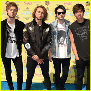 5 Seconds of Summer Have a Big Night Ahead at the Teen Choice Awards 2015!