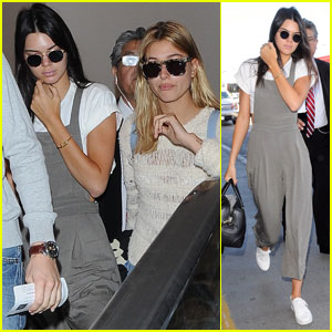 Kendall Jenner & Hailey Baldwin Pair Up for Flight to Mexico!
