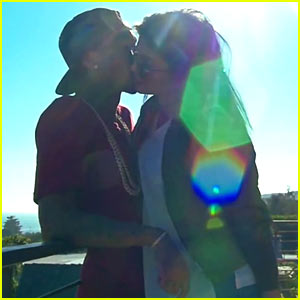 Kylie Jenner Stars in Tyga's New Video!