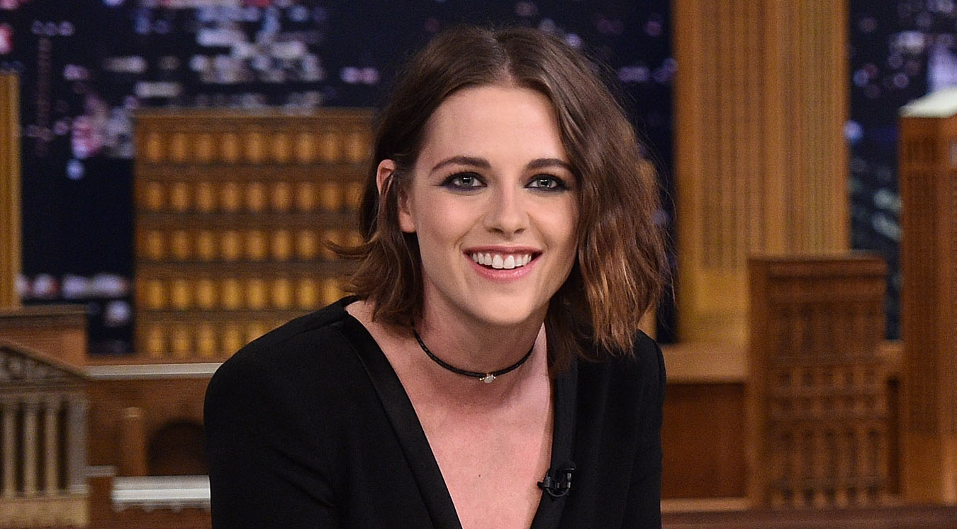 Kristen Stewart Plays Word Blurt with Jimmy Fallon! Kristen Stewart
