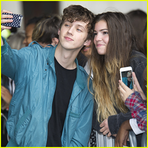 Troye Sivan Makes Time For Fans During 'Wild' Promo